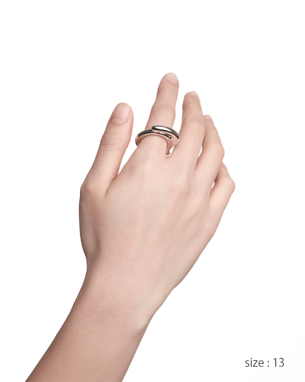 mignon alphabet collection / a ring