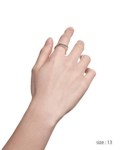 mignon alphabet collection / a ring