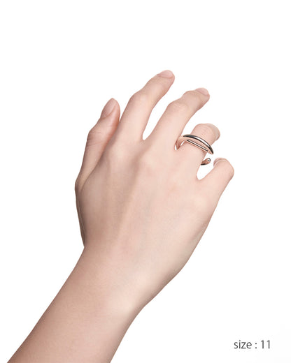 mignon alphabet collection / e ring