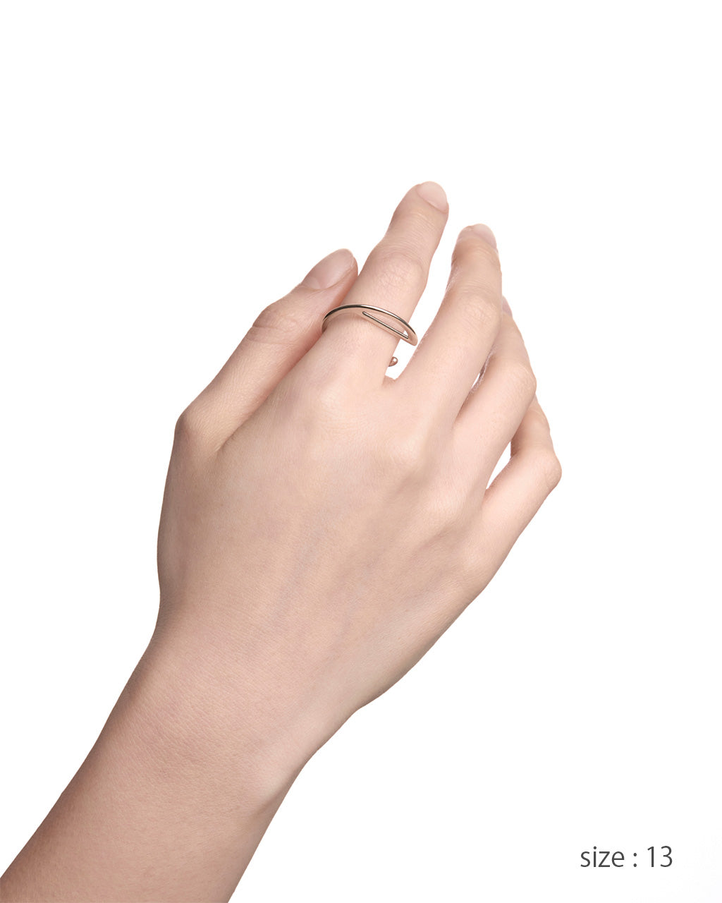 mignon alphabet collection / e ring