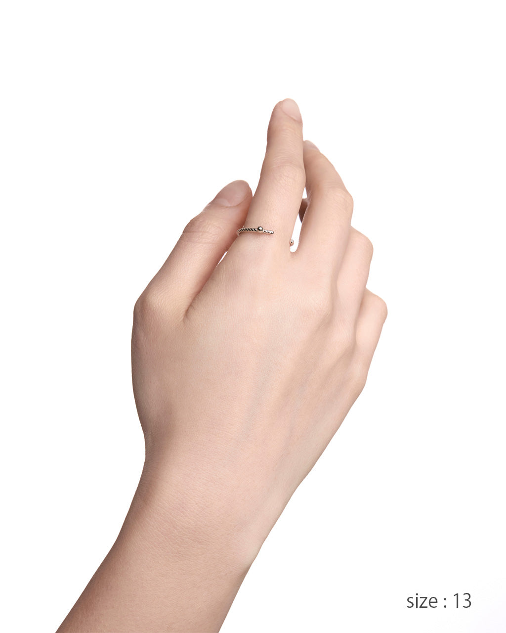 mignon alphabet collection / i ring