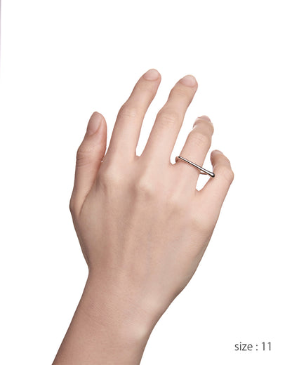mignon alphabet collection / l ring