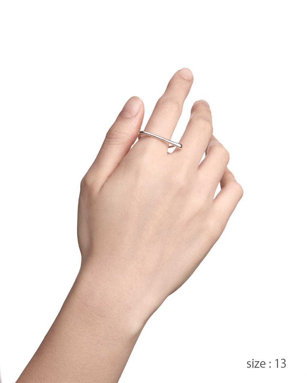 mignon alphabet collection / l ring
