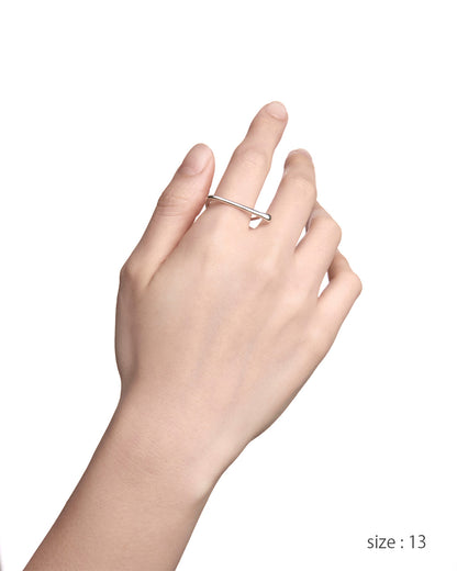 mignon alphabet collection / l ring