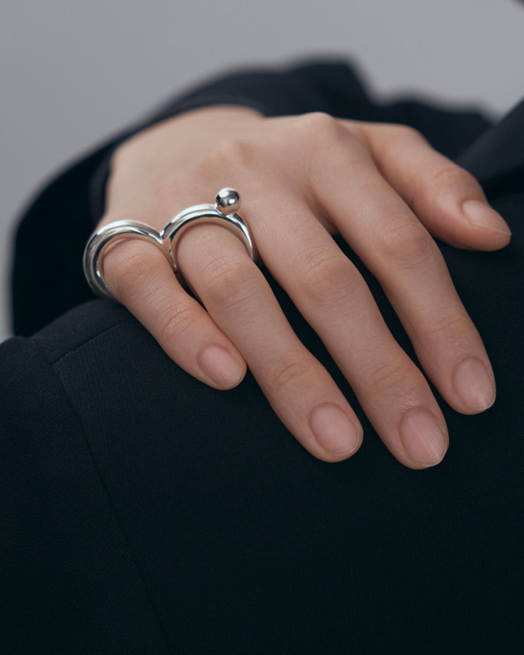 mignon alphabet collection / m ring