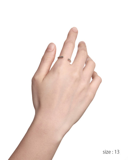 mignon alphabet collection / u ring