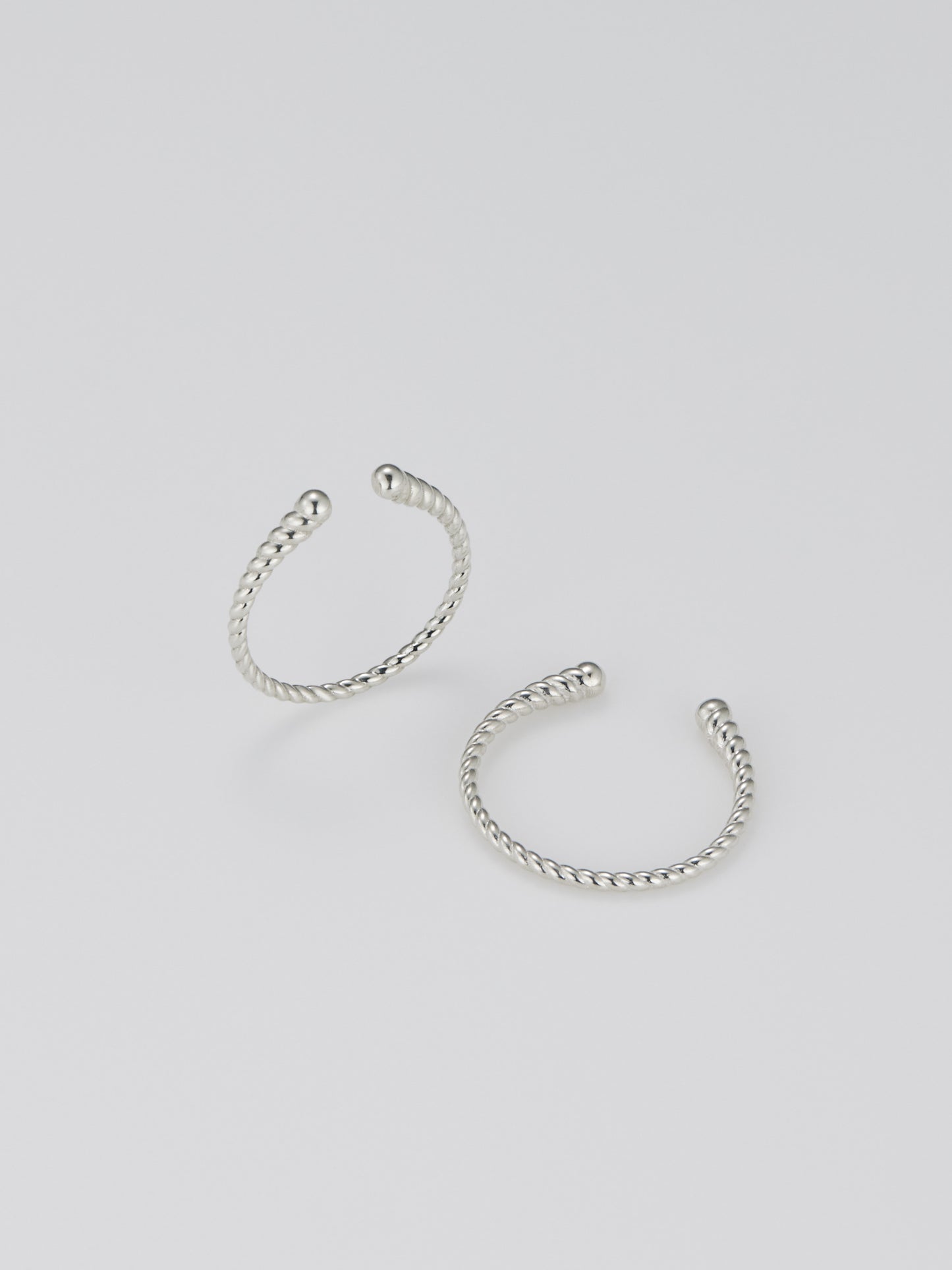 mignon alphabet collection / u ring