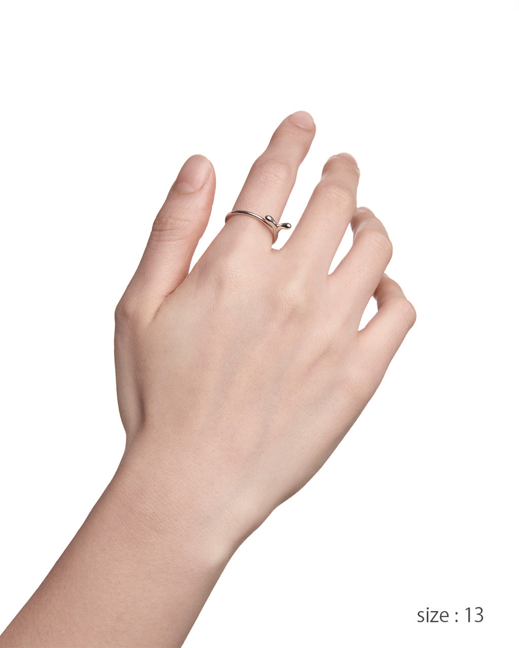 mignon alphabet collection / y ring