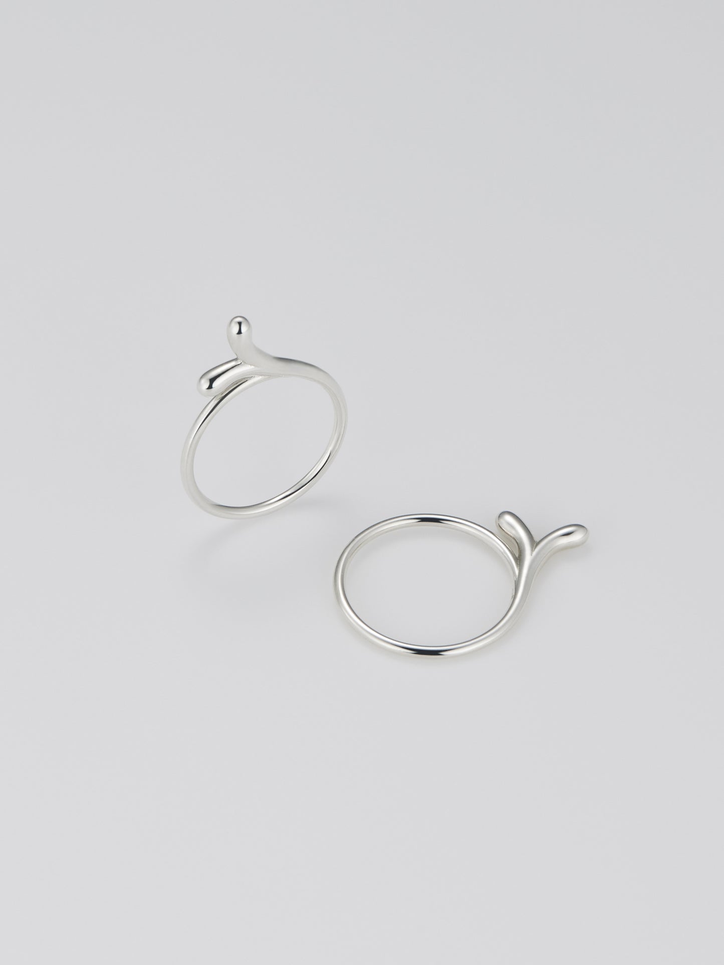 mignon alphabet collection / y ring