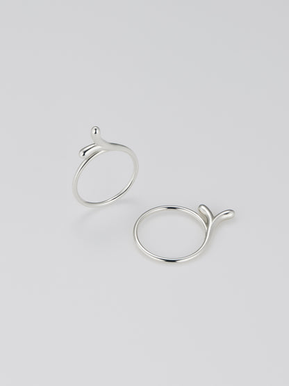 mignon alphabet collection / y ring