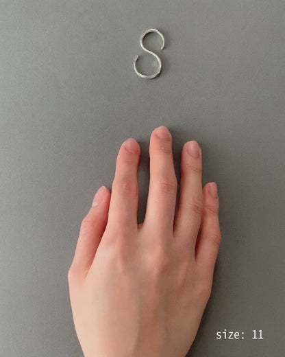 mignon alphabet collection / s ring