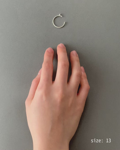 mignon alphabet collection / i ring