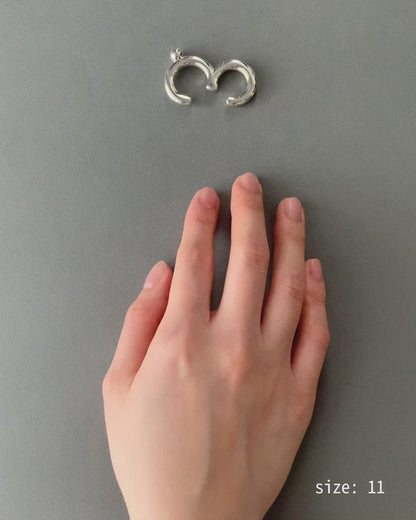 mignon alphabet collection / m ring