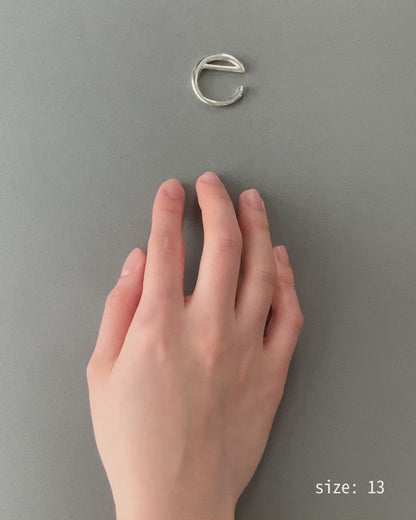 mignon alphabet collection / e ring